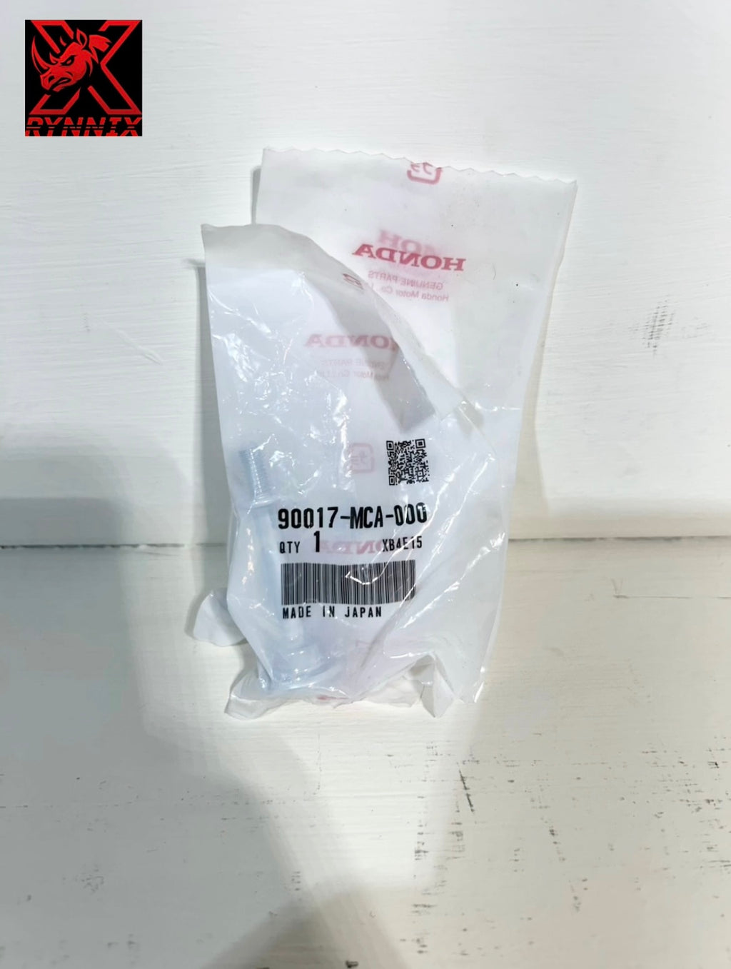 2001 2002 HONDA GL1800 Gold Wing OEM HEAD COVER BOLT | 90017-MCA-000 (8- 002592 )