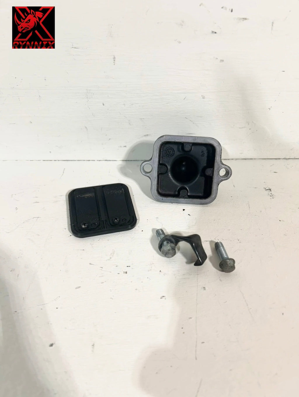 2012 2013 2014 2015 2016 Kawasaki Ninja EX 650 Cylinder Head Cap OEM (5- 001983 )